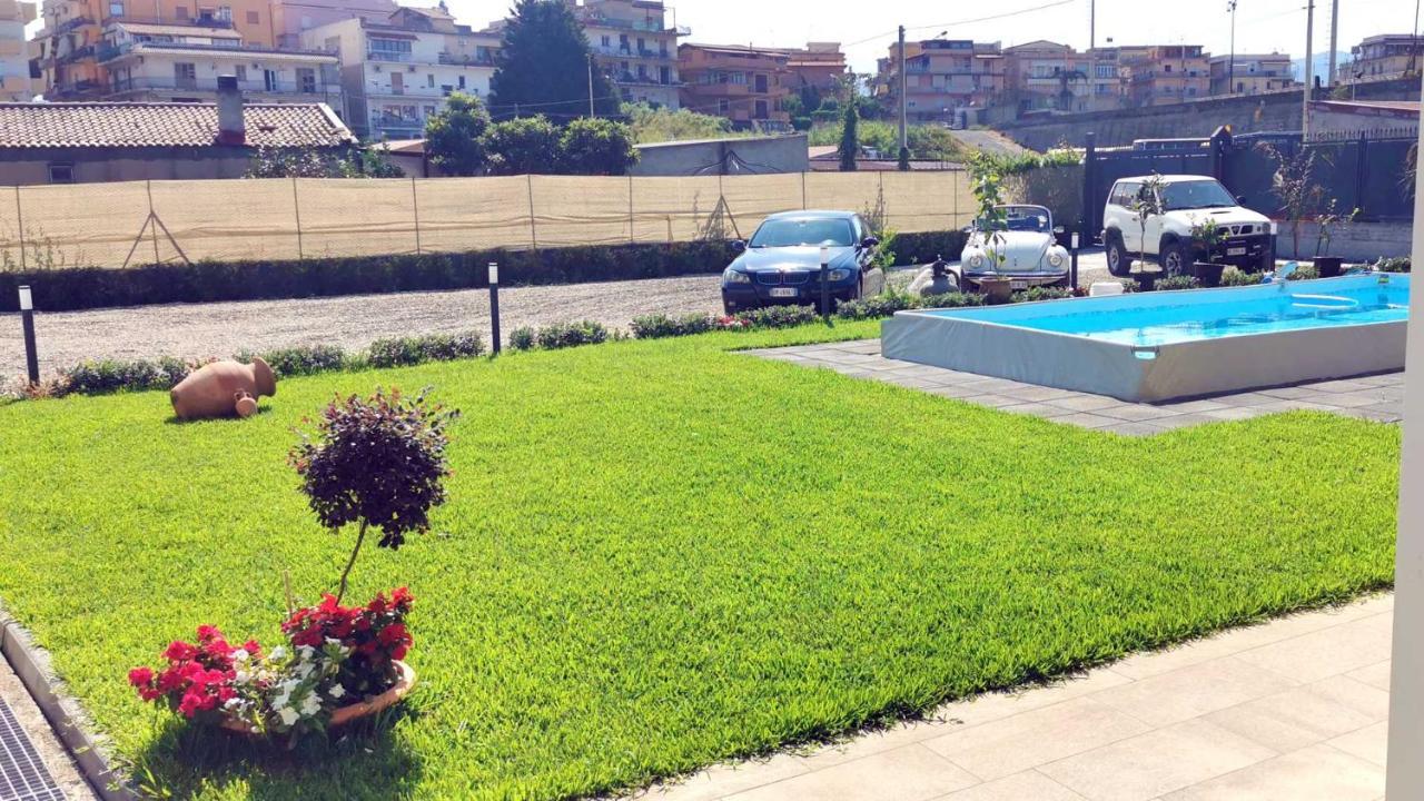 La Villa Trinacria Giardini-Naxos Exterior foto