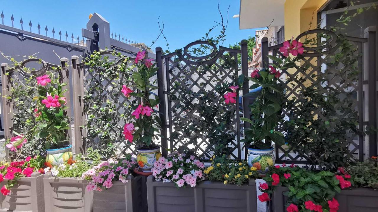 La Villa Trinacria Giardini-Naxos Exterior foto
